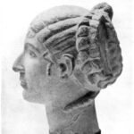 Cleopatra_bust_in_the_British_Museum,_side_view2